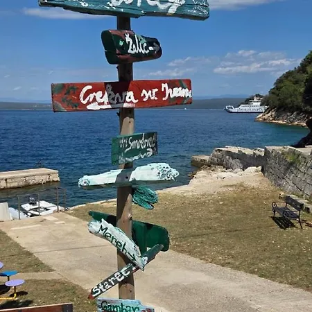 Boto - 20m From The Sea *