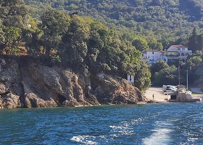 Boto - 20m From The Sea 公寓