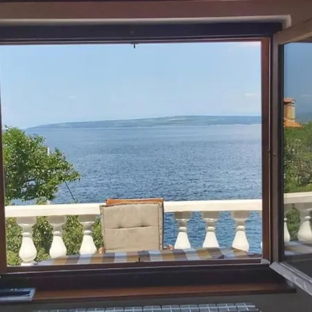 Boto - 20m From The Sea